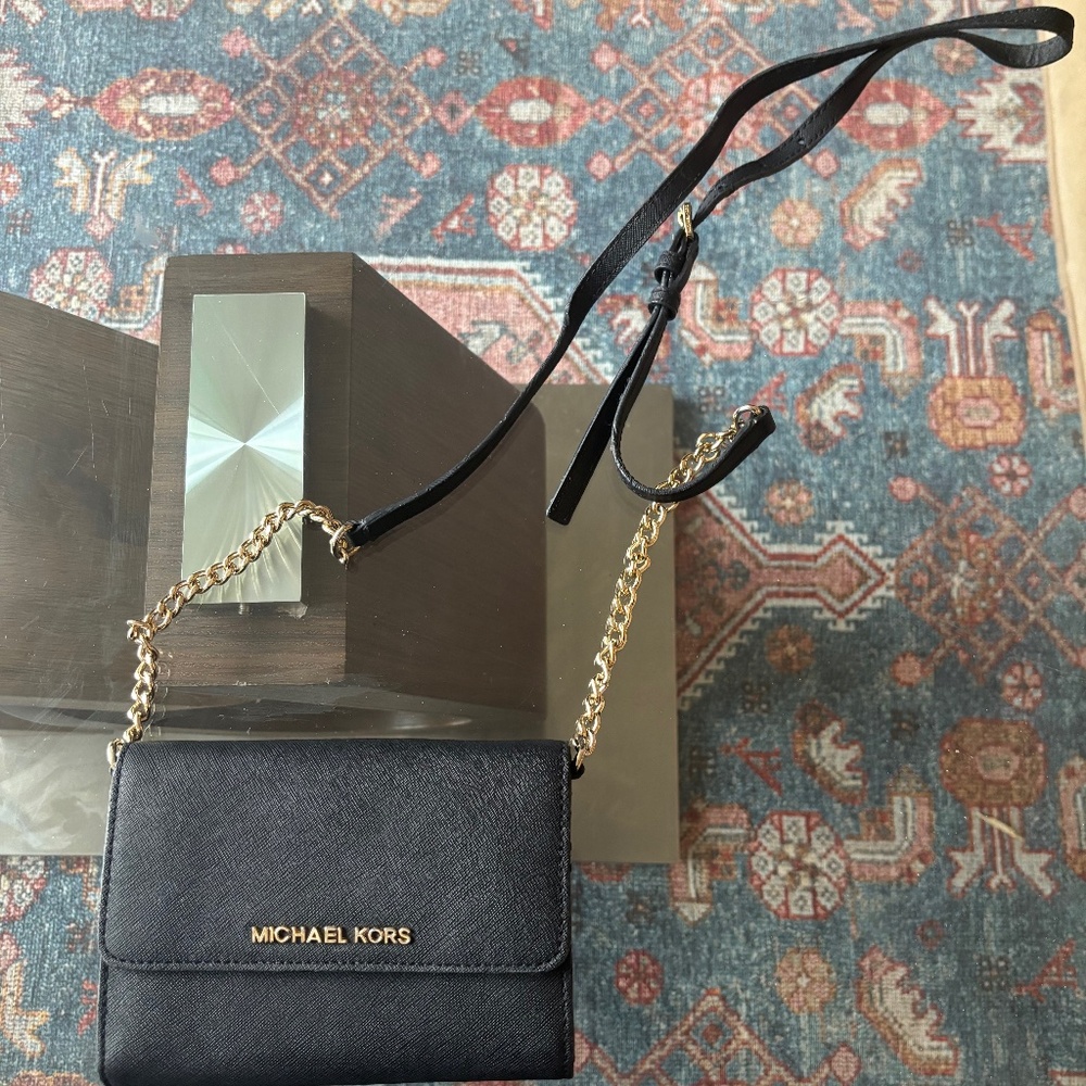 Michael kors crossbody small black bag purse